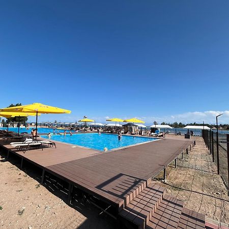 Deluxe Royal Beach Chok-Tal Extérieur photo