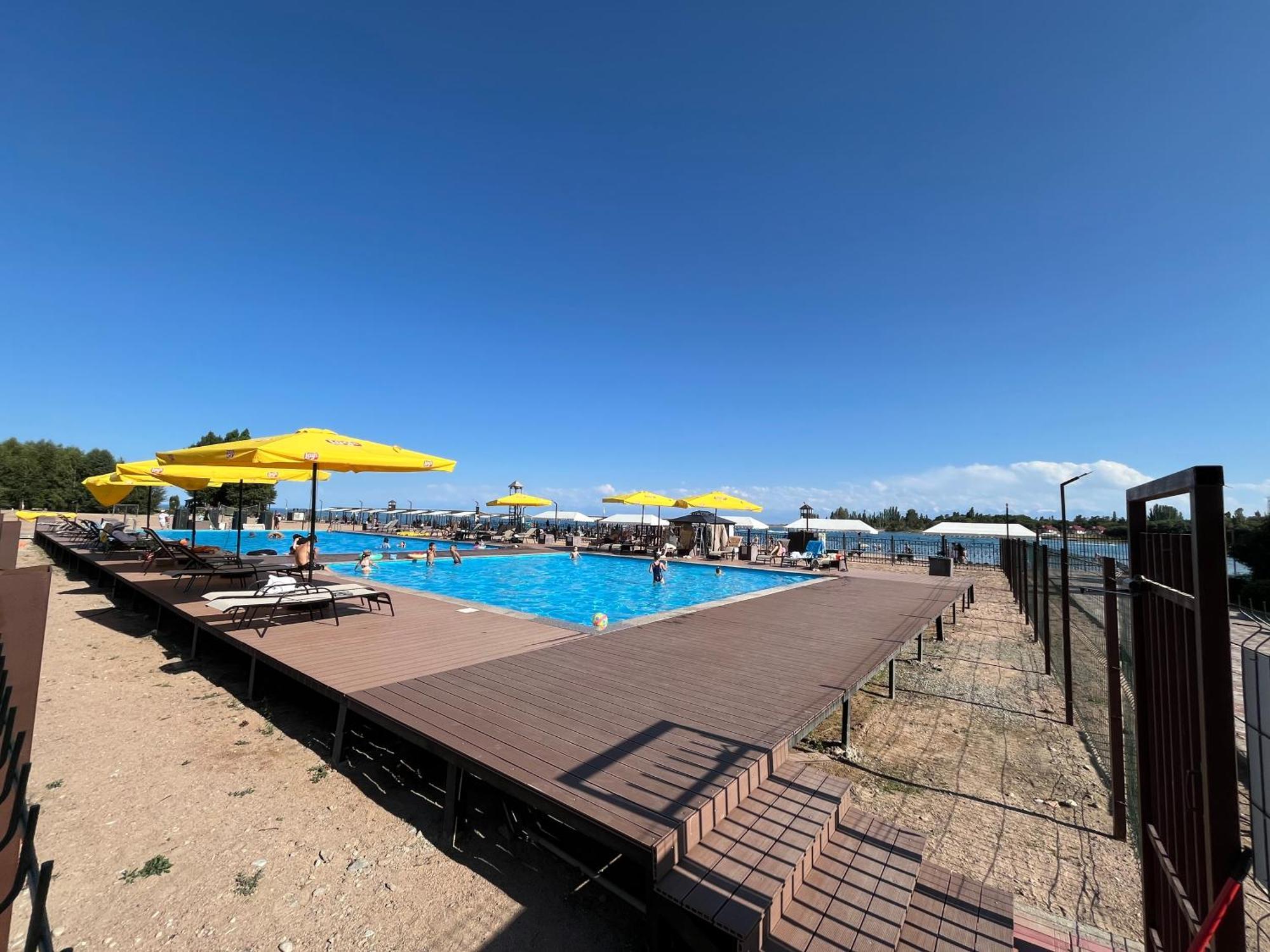 Deluxe Royal Beach Chok-Tal Extérieur photo